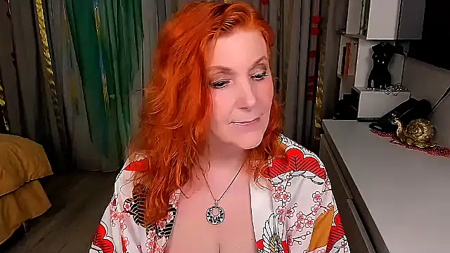 Snapshot of Fire-Fox-One chatting on March 11, 9:20 pm Fire-Fox-One online show from March 11, 9:20 pm