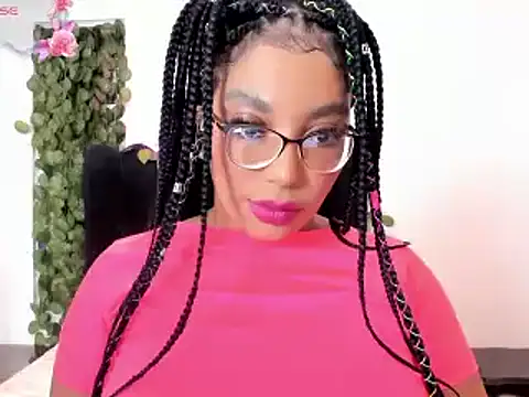 AmyBriiggs online show from February 13, 4:01 am