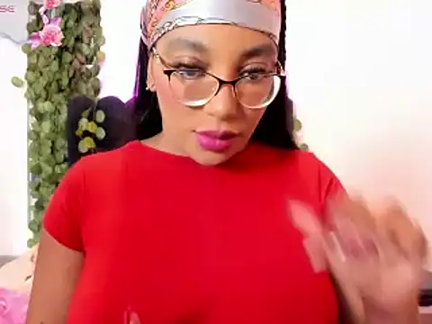 AmyBriiggs online show from February 8, 4:21 am