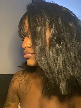 Zizi-campbel online show from February 3, 12:04 am