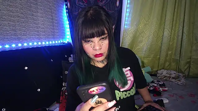 Snapshot of Eta_carinae chatting on October 22, 2:22 am Eta carinae online show from October 22, 2:22 am