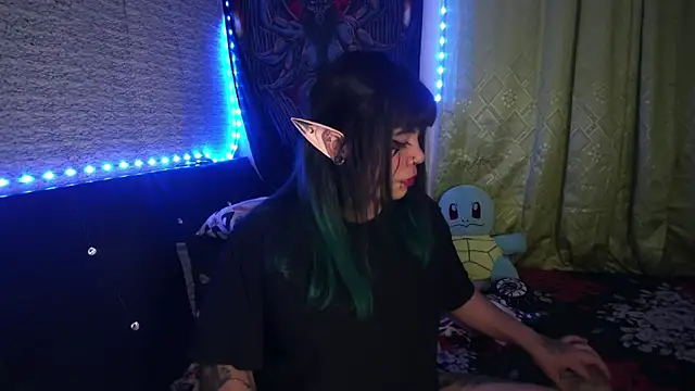 Snapshot of Eta_carinae chatting on November 11, 2:17 am Eta carinae online show from November 11, 2:17 am