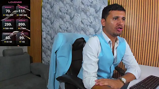 Hideintheoffice online show from January 19, 2:26 am