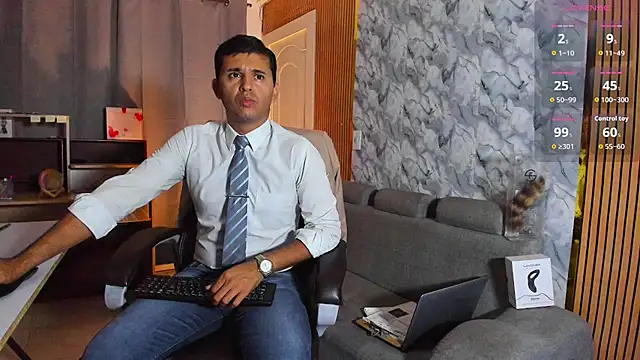 Hideintheoffice online show from February 16, 1:15 am