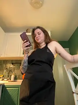 MayaMystic online show from October 31, 1:08 pm