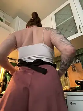 MayaMystic online show from March 25, 1:43 pm