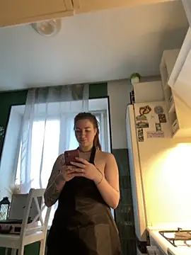 MayaMystic online show from October 18, 7:10 am