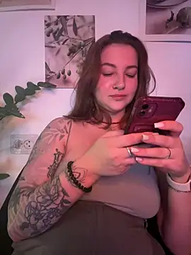 MayaMystic online show from April 2, 1:18 pm