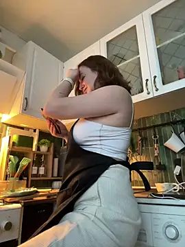 MayaMystic online show from February 24, 3:02 pm