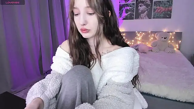 Lissa Meow  online show from January 17, 1:42 am