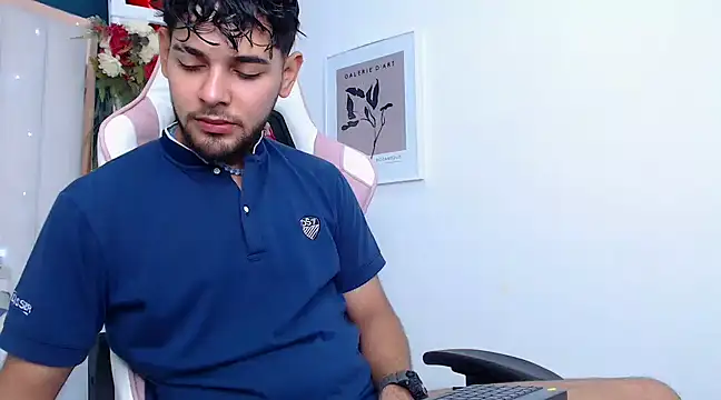 Snapshot of Samir_bear chatting on March 3, 12:28 pm Samir bear online show from March 3, 12:28 pm