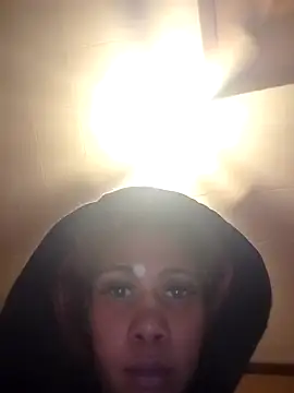 Snapshot of carmelbbyx22 chatting on November 24, 1:16 am carmelbbyx22 online show from November 24, 1:16 am