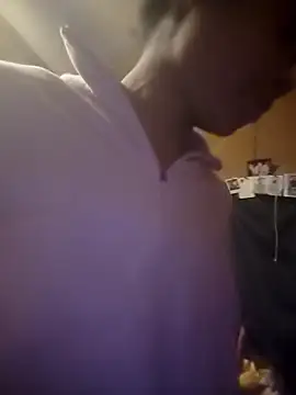 carmelbbyx22 online show from March 4, 6:26 pm