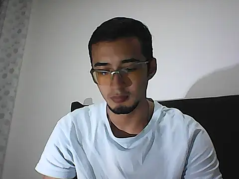 Snapshot of baby_jhons chatting on October 22, 9:57 pm baby jhons online show from October 22, 9:57 pm