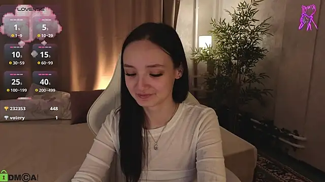 Cheryl  Brown online show from April 15, 2:39 am