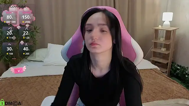 Snapshot of Cheryl__Brown chatting on January 12, 1:56 am Cheryl Brown online show from January 12, 1:56 am