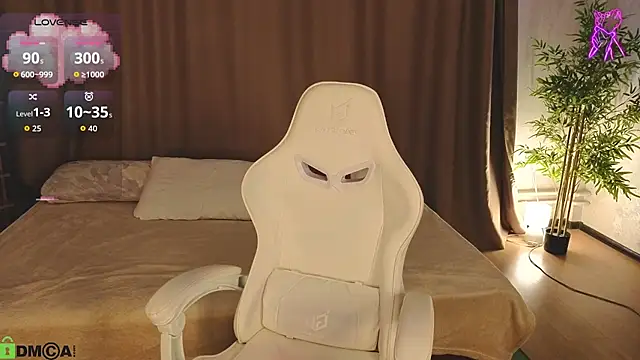 Snapshot of Cheryl__Brown chatting on March 1, 1:38 am Cheryl Brown online show from March 1, 1:38 am