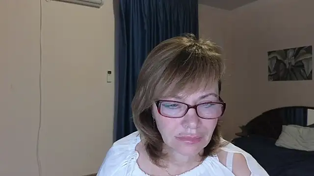 Miss Moren online show from November 25, 4:57 am