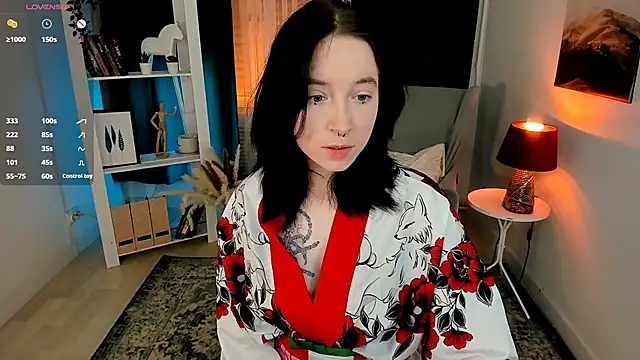 Snapshot of lilithlunna chatting on September 28, 10:06 pm lilithlunna online show from September 28, 10:06 pm