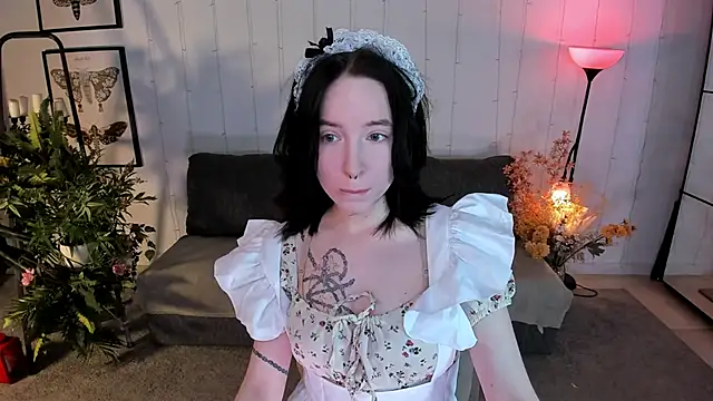 Snapshot of lilithlunna chatting on September 10, 10:31 pm lilithlunna online show from September 10, 10:31 pm