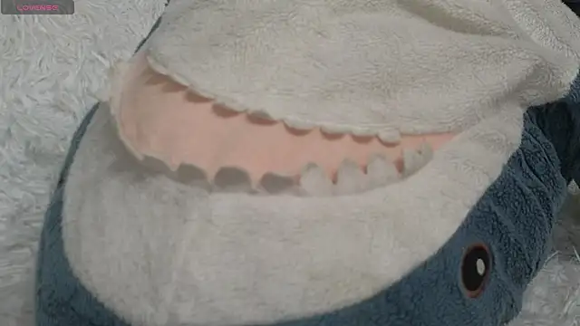 ellieblondy online show from January 9, 5:22 pm