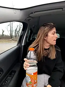 sansan2411 online show from January 7, 1:38 pm