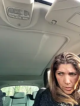 sansan2411 online show from December 21, 1:35 pm