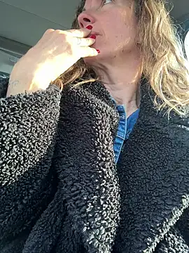 sansan2411 online show from March 20, 7:53 am