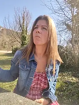 Snapshot of sansan2411 chatting on March 2, 12:45 pm sansan2411 online show from March 2, 12:45 pm