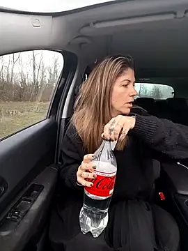 Snapshot of sansan2411 chatting on February 20, 9:55 am sansan2411 online show from February 20, 9:55 am