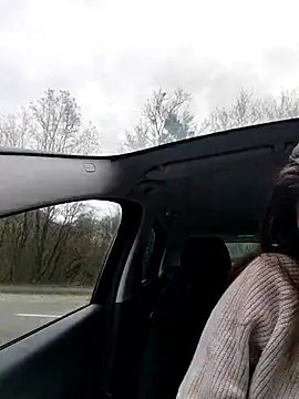 sansan2411 online show from December 5, 2:37 pm