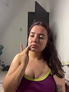 Snapshot of Ema_kraus chatting on February 19, 1:02 am Ema kraus online show from February 19, 1:02 am