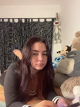 Snapshot of Ema_kraus chatting on February 7, 1:02 am Ema kraus online show from February 7, 1:02 am