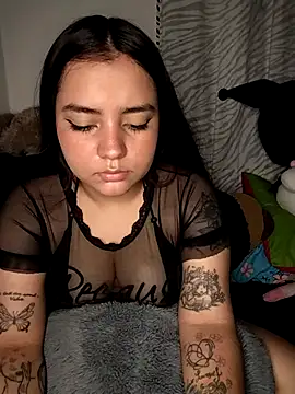 Snapshot of Ema_kraus chatting on February 27, 6:35 am Ema kraus online show from February 27, 6:35 am