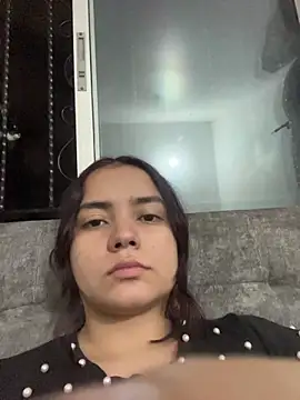 Snapshot of Ema_kraus chatting on February 10, 2:43 am Ema kraus online show from February 10, 2:43 am