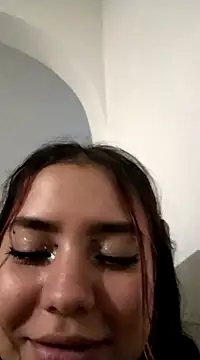 Snapshot of Ema_kraus chatting on February 18, 8:05 am Ema kraus online show from February 18, 8:05 am