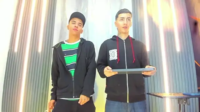 Angel xxx online show from March 26, 4:44 am