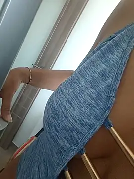 naughty69curls online show from September 20, 12:10 pm