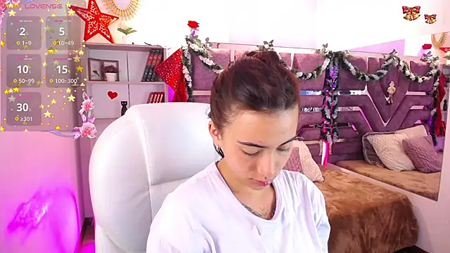 Camilaa1   online show from December 18, 4:20 am