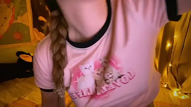 IlonaMurf online show from March 22, 3:31 pm