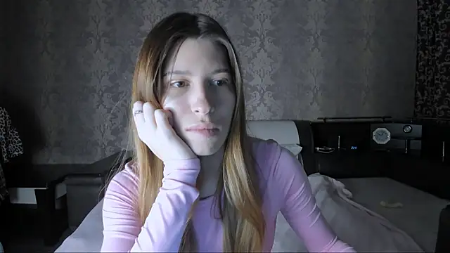 Agnes Allenn online show from October 31, 10:56 am