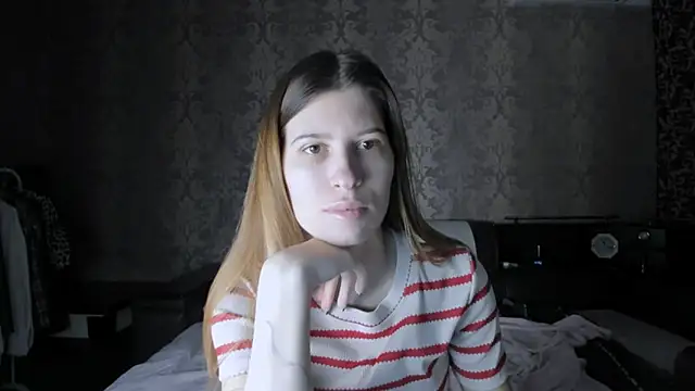 Agnes Allenn online show from November 26, 9:42 am