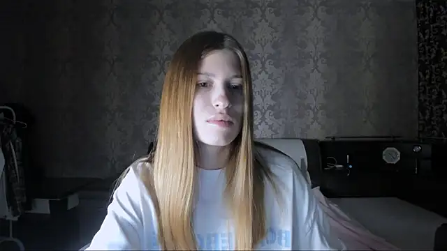 Snapshot of Agnes_Allenn chatting on October 10, 10:38 am Agnes Allenn online show from October 10, 10:38 am