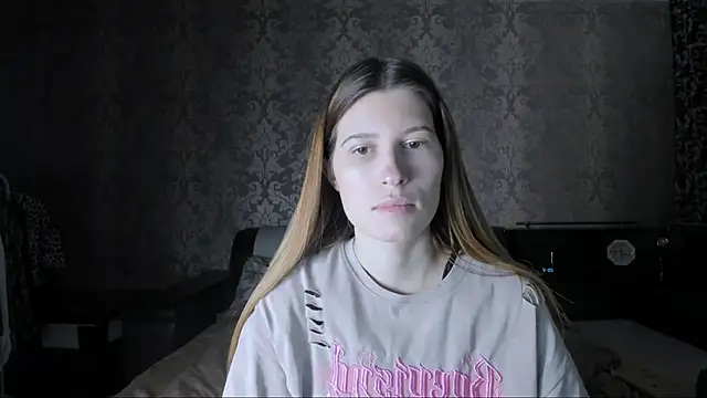 Agnes Allenn online show from October 26, 5:13 pm