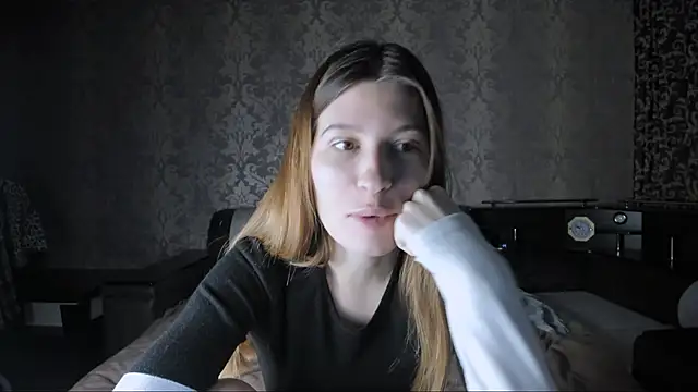 Agnes Allenn online show from October 27, 11:11 am