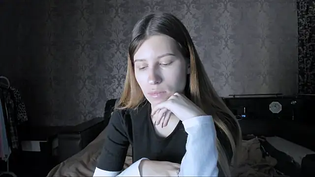 Agnes Allenn online show from November 7, 9:58 am