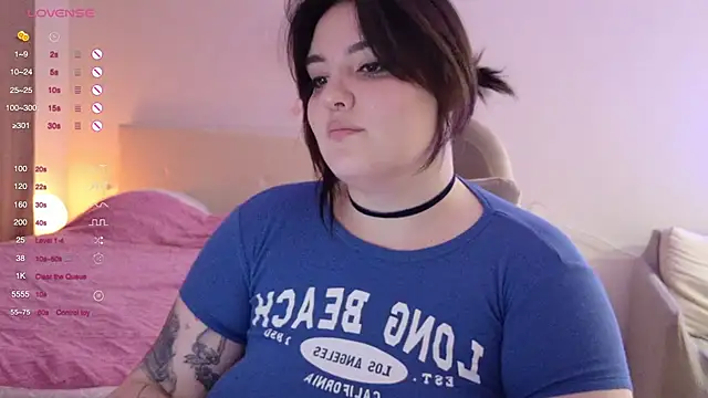 YumiYammy online show from March 31, 5:59 pm