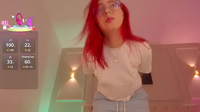 Snapshot of anniemartinezz chatting on September 9, 12:36 pm anniemartinezz online show from September 9, 12:36 pm