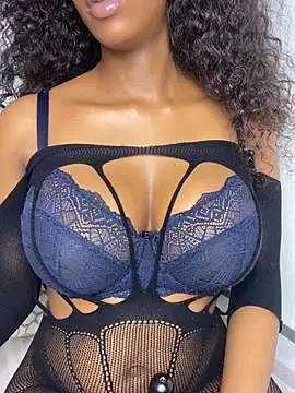 Snapshot of teddy04 chatting on February 22, 6:20 pm teddy04 online show from February 22, 6:20 pm