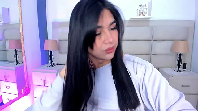 RoseCassie online show from September 26, 1:18 pm